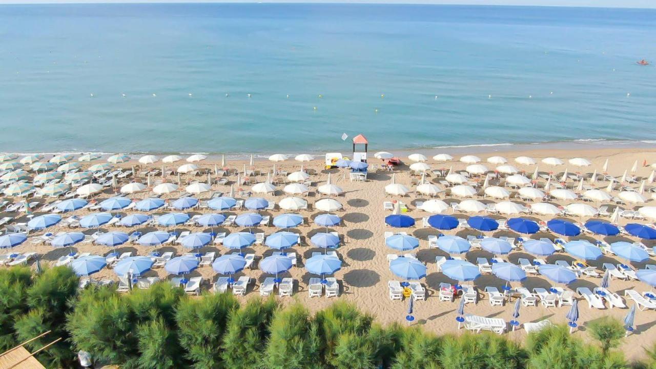 Villaggio Club Baia Dei Gigli Isola Di Capo Rizzuto Экстерьер фото