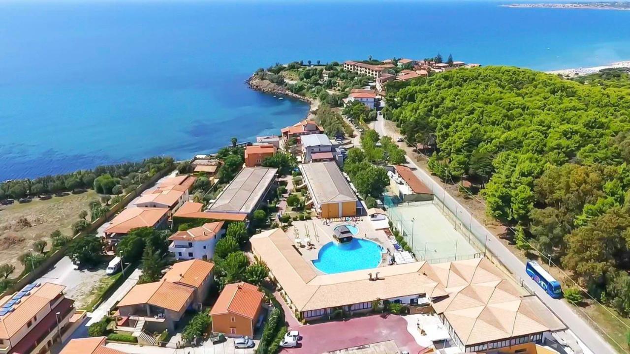 Villaggio Club Baia Dei Gigli Isola Di Capo Rizzuto Экстерьер фото